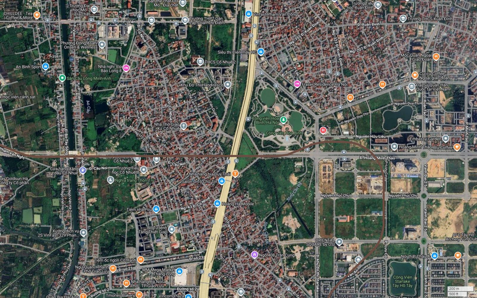 Tuyến metro số 7 Hà Nội cắt đường Phạm Văn Đồng thuộc Vành đai 3, đi qua rìa Công viên Hòa Bình vào khu đô thị Starlake Tây Hồ Tây